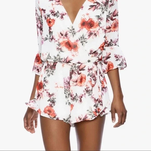 Floral romper - Picture 1 of 3